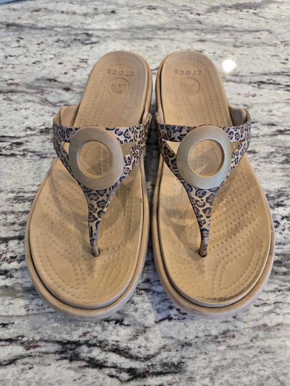 Crocs Women’s Leopard Print Thong Sandals in Tan 9W